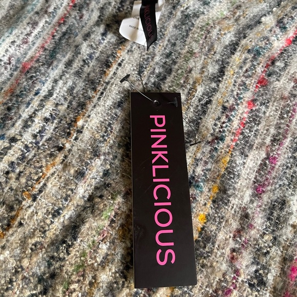 Pinklicious Poncho: Asymmetrical Cozy Knit Fringe - Picture 3 of 5